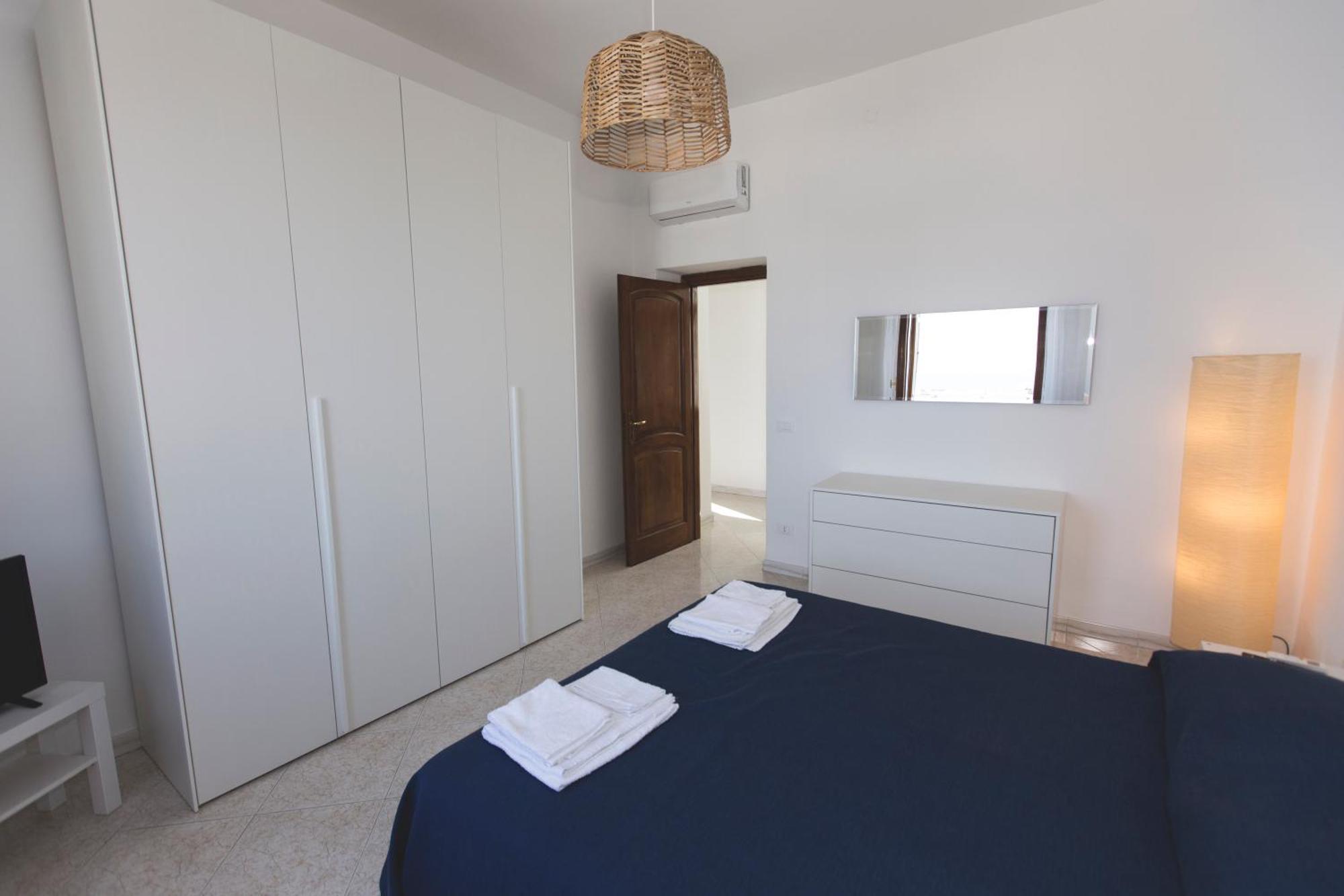 Brecchembe - Holiday Home In The Center Of Lacco Ameno Lacco Ameno  Luaran gambar